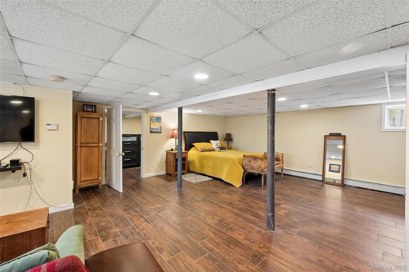 Welcome to this full brick, 2-bedroom, 2-bath, cape home - photo 11