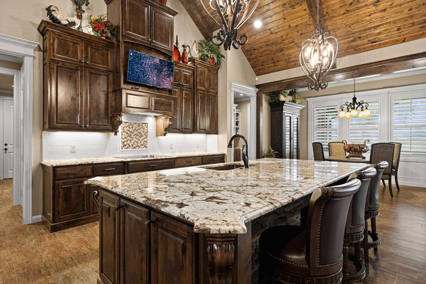 Exceptional custom-built 3-bedroom, 2 1/2 bath home designed - photo 14