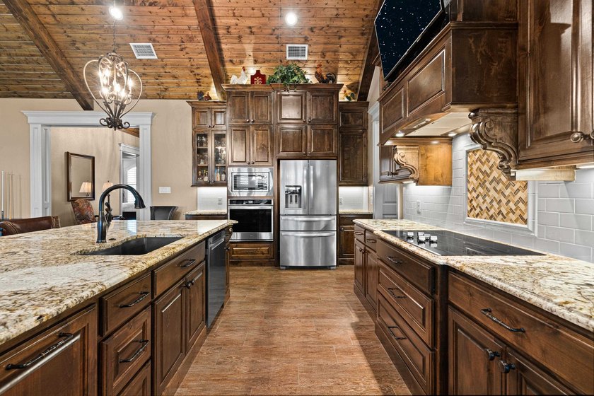 Exceptional custom-built 3-bedroom, 2 1/2 bath home designed - photo 17