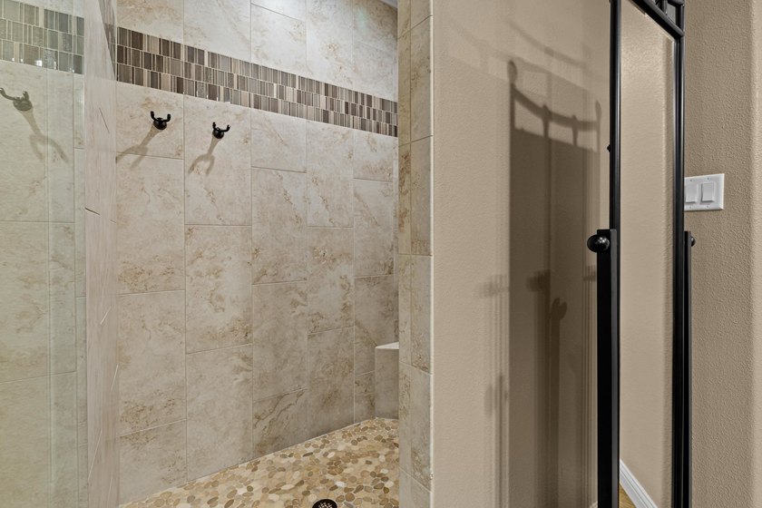 Exceptional custom-built 3-bedroom, 2 1/2 bath home designed - photo 23
