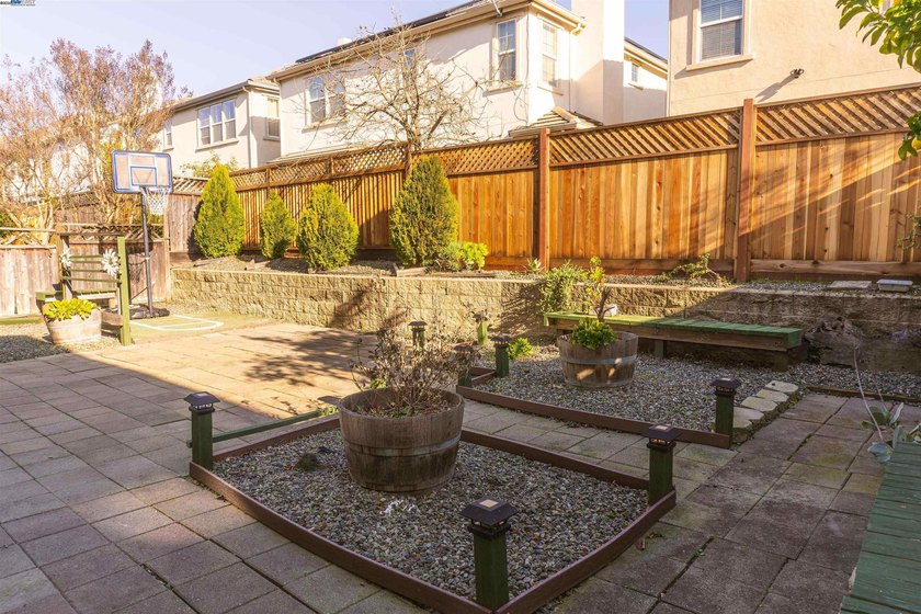 Discover elevated living in this impeccably maintained - photo 11