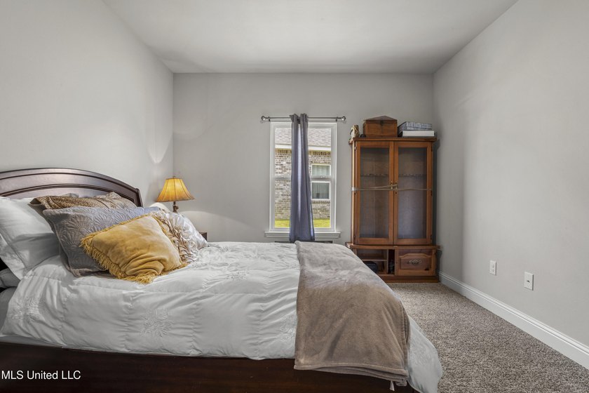 This practically brand-new home is hitting the market at a value - photo 10