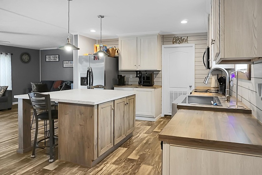 Welcome to this beautiful 4-bedroom, 2-bath home tucked away in - photo 14