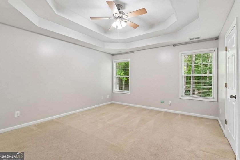 Welcome home to this beautifully updated split-level retreat - photo 18