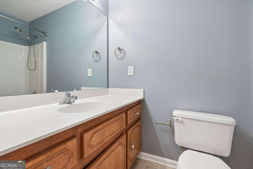 Welcome home to this beautifully updated split-level retreat - photo 24