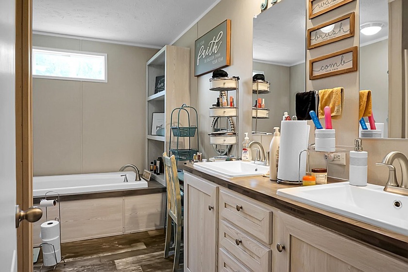 Welcome to this beautiful 4-bedroom, 2-bath home tucked away in - photo 30