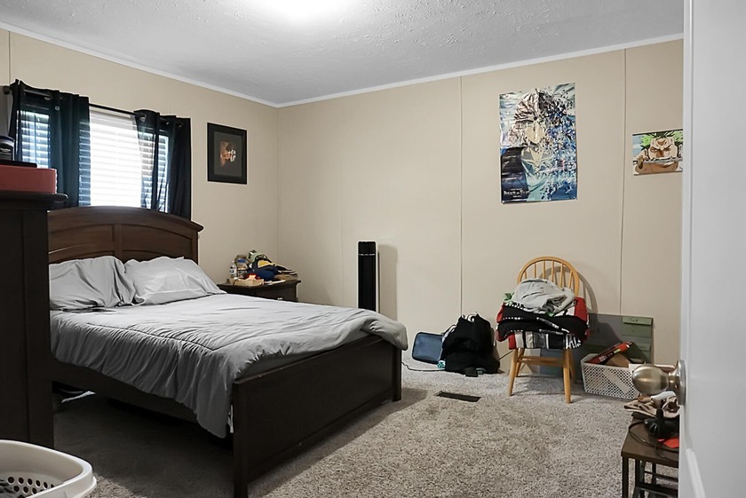 Welcome to this beautiful 4-bedroom, 2-bath home tucked away in - photo 34