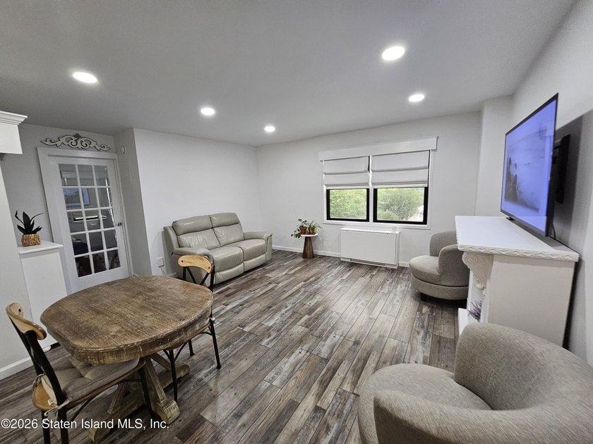 Welcome to 1000 Clove Road - The Fountains, a luxury high-rise - photo 27