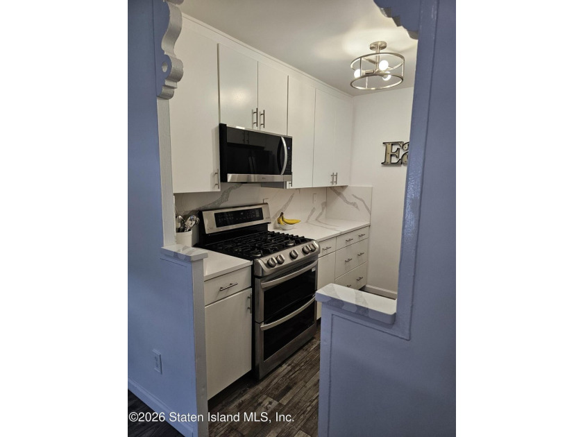 Welcome to 1000 Clove Road - The Fountains, a luxury high-rise - photo 36