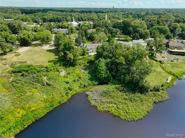 Welcome to *Flyway*, 2.3 acres nestled near the end of a quiet - photo 7