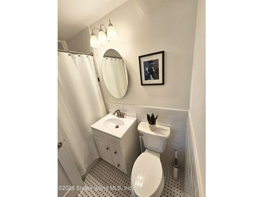 Welcome to 1000 Clove Road - The Fountains, a luxury high-rise - photo 50