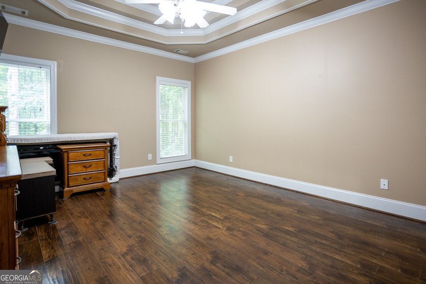 Welcome HOME! This custom-built dream home is absolutely - photo 18