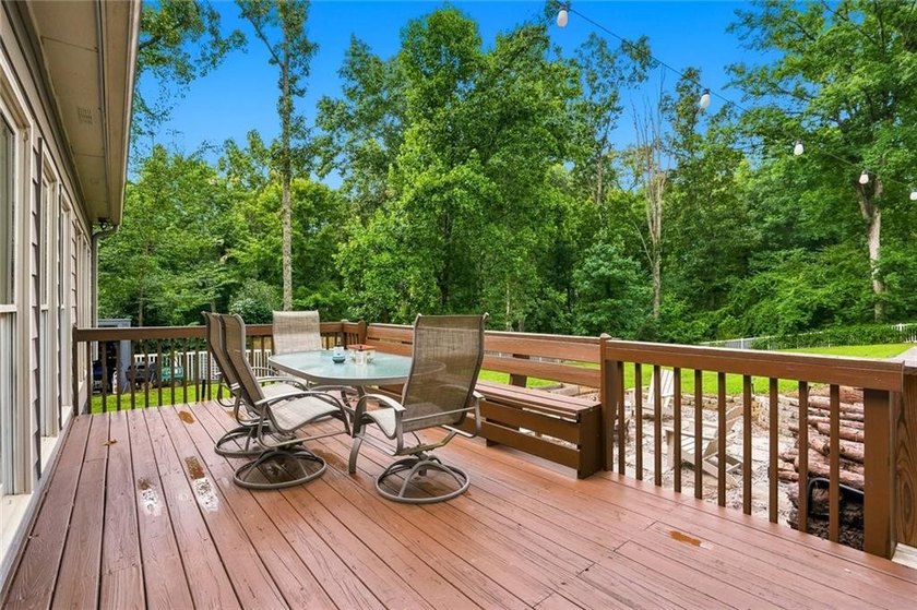 Make a splash at 421 Eagle Ridge Trail, where outdoor living - photo 26