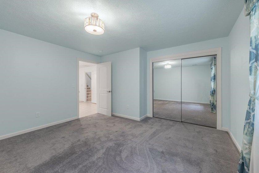 Beautiful Spokane Valley Home! This 4-bed, 3 bath home is - photo 32