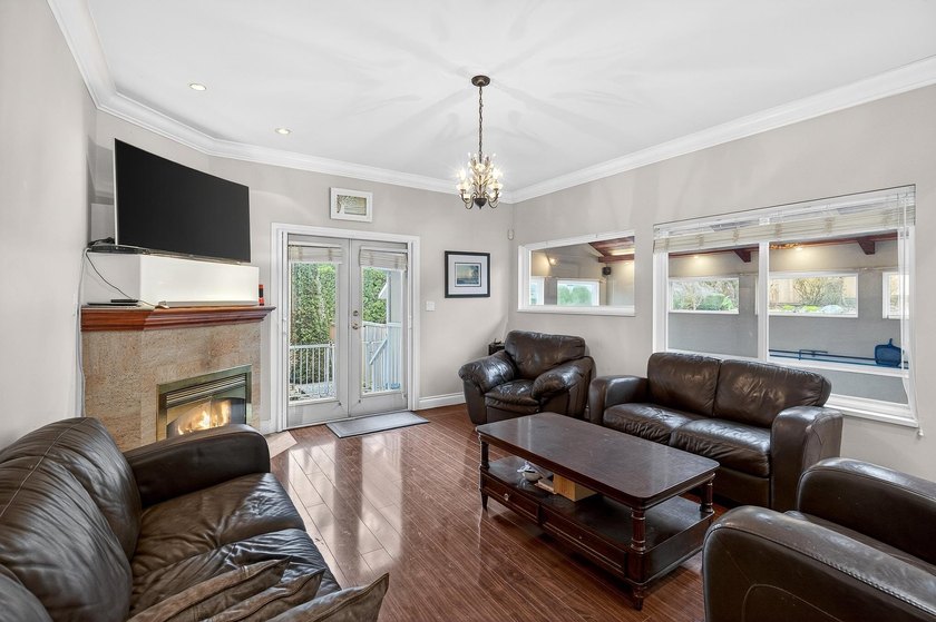 Nestled in prestigious Abbey Ridge in Fraser Heights, and just a - photo 11