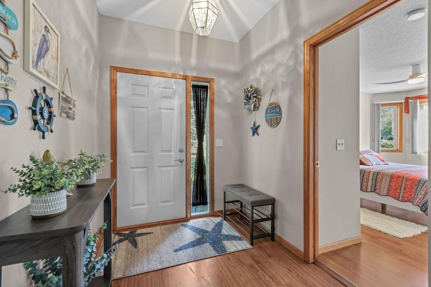 Very peaceful setting for this one level end unit townhome - photo 18