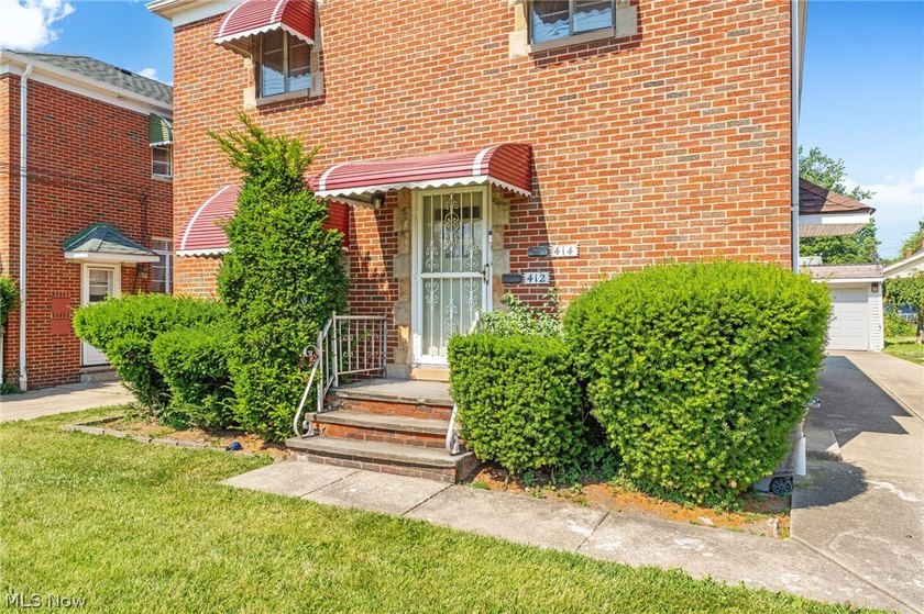 Welcoming 412 E 200th St to the Market! Fully occupied duplex in - photo 23