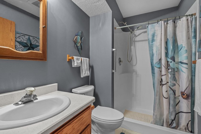 Very peaceful setting for this one level end unit townhome - photo 24