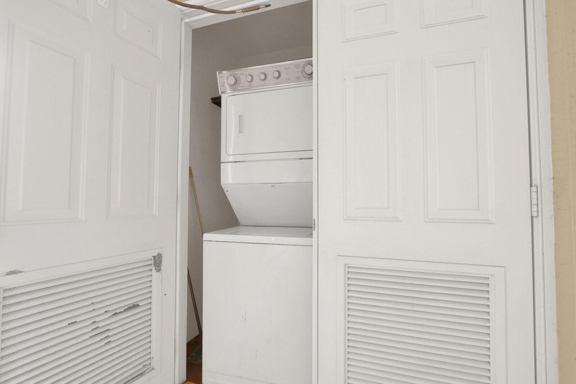 Welcome to this beautifully maintained ground-floor 2-bedroom, 2 - photo 26
