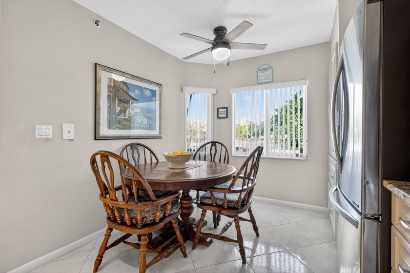 Welcome to Coral Lakes, where resort-style living and - photo 8