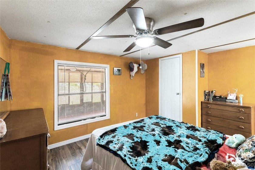 Welcome to this charming 3-bedroom, 2-bath nestled on 1.10 fully - photo 19