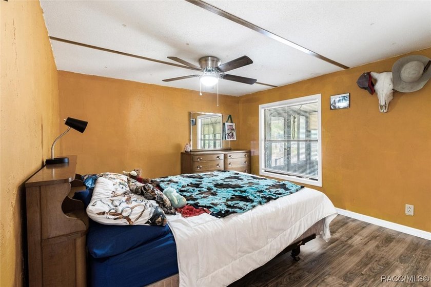 Welcome to this charming 3-bedroom, 2-bath nestled on 1.10 fully - photo 20