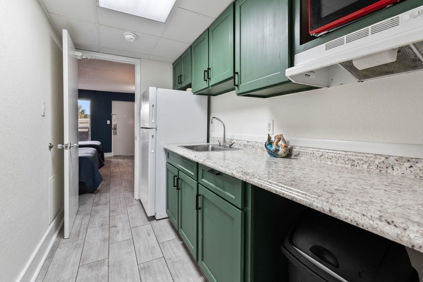 OCEANFRONT TURNKEY INVESTMENT OPPORTUNITY AWAITS! Don't miss - photo 26