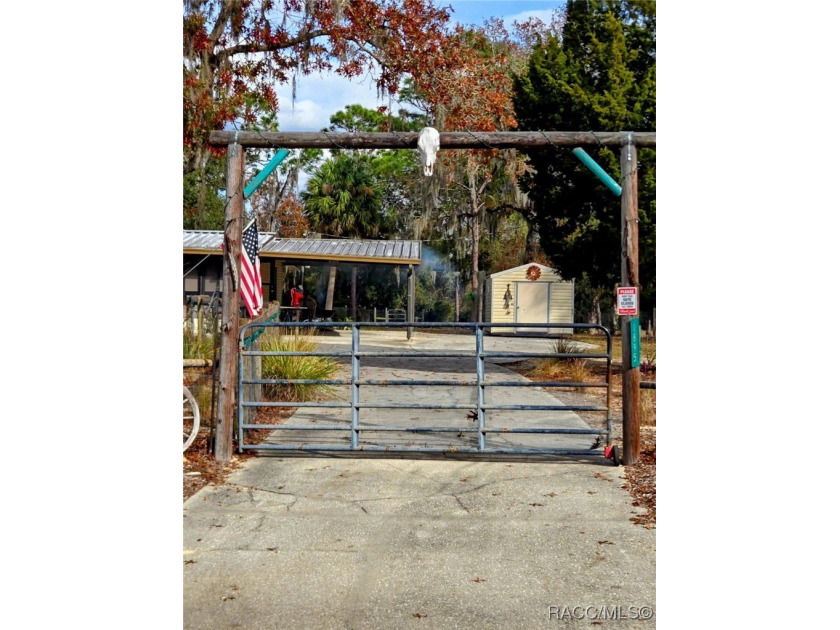Welcome to this charming 3-bedroom, 2-bath nestled on 1.10 fully - photo 28