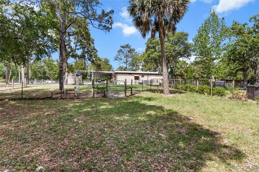 Welcome to this charming 3-bedroom, 2-bath nestled on 1.10 fully - photo 38