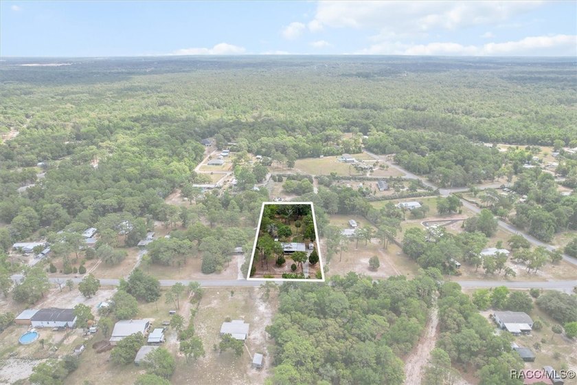 Welcome to this charming 3-bedroom, 2-bath nestled on 1.10 fully - photo 49
