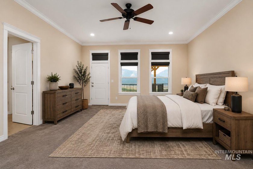 Fantastic Views! This beautiful home offers 3 bedrooms, 3 - photo 20