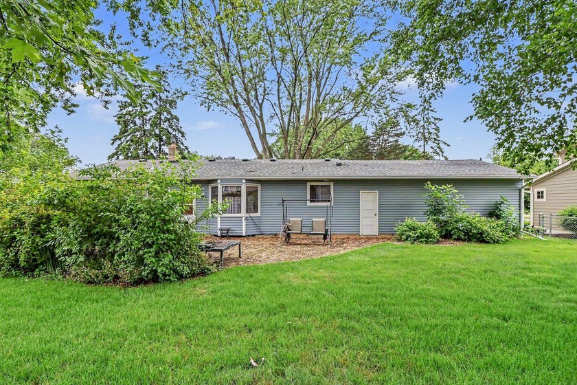 Welcome home to one of White Bear Lake's most sought-after - photo 22