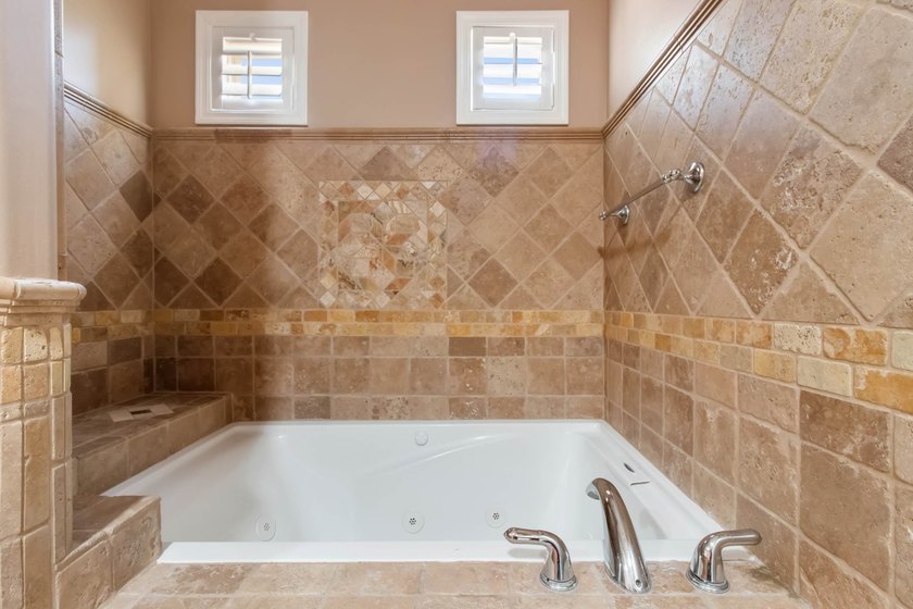 Experience luxury and space in this rare to market 3,646 sqft - photo 33