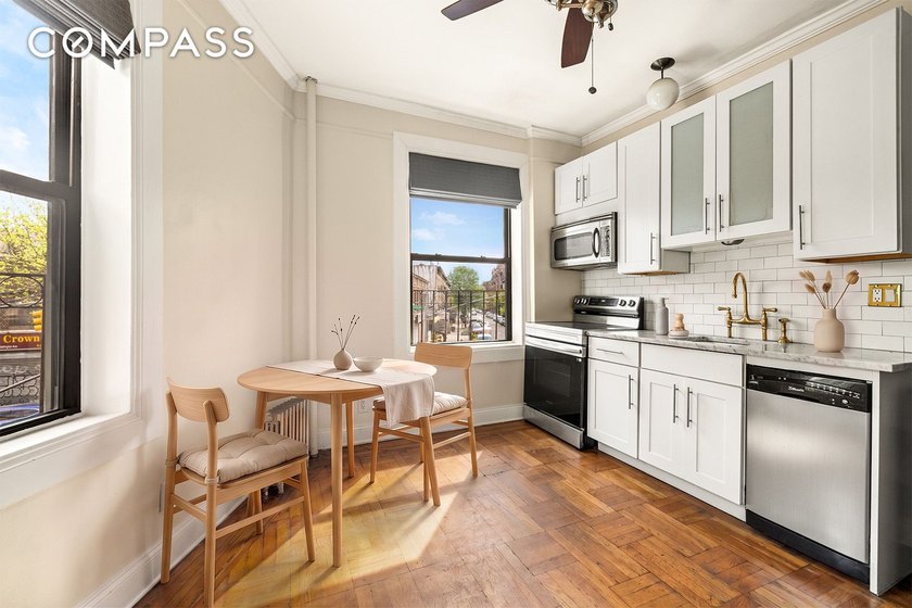 Perfectly scaled for effortless Brooklyn living, this - photo 3