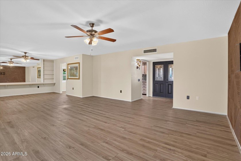 GOLF COURSE GEM! Beautifully updated 2-bedroom, 2-bath Gemini - photo 7