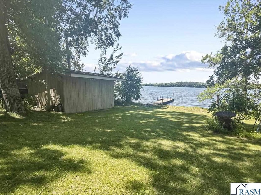 Welcome to your lakeside retreat on beautiful Stocking Lake! - photo 4