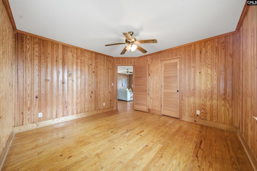 Opportunity for endless sunsets on beautiful Lake Murray! - photo 13