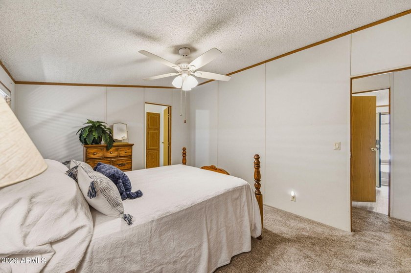 Come see this charming and well kept 2 bedroom/2 bathroom home - photo 7