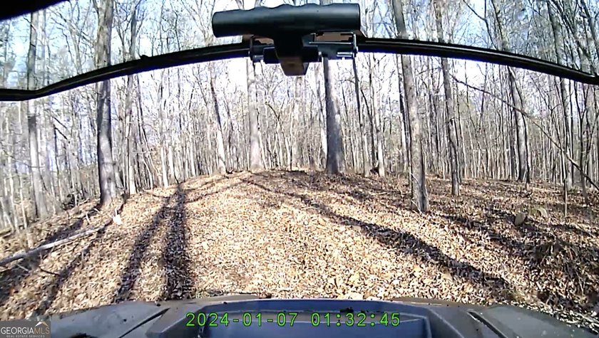 Large private estate lots surrounded by woods &amp; creeks in a park - photo 7