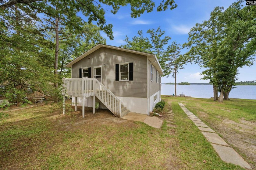 Opportunity for endless sunsets on beautiful Lake Murray! - photo 23