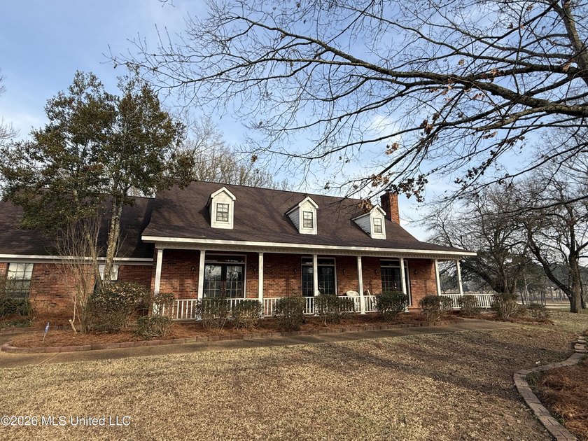 With one of the best locations in the city of Starkville, this - photo 9