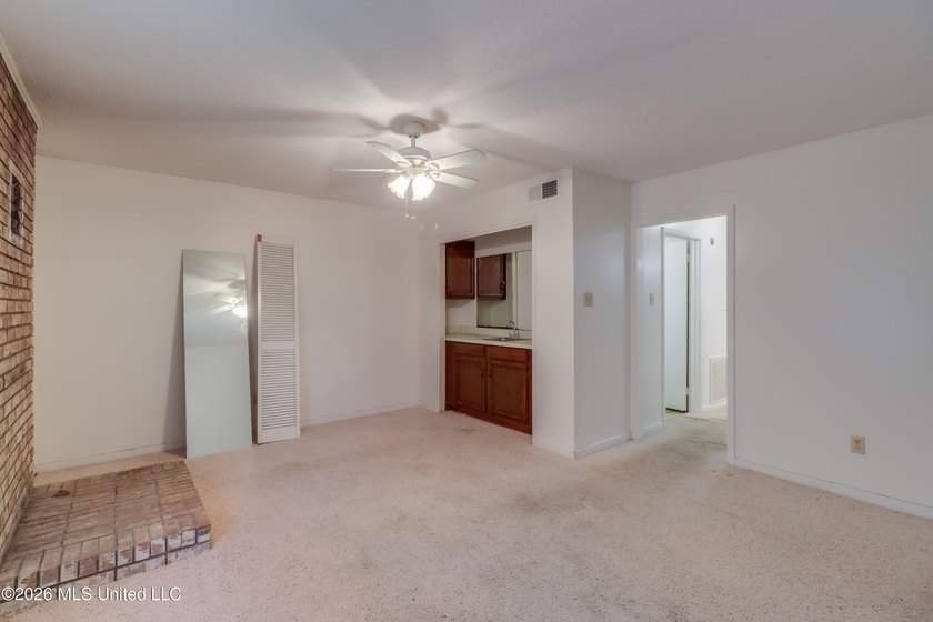 Located within the gated Colony Park Condominium community, this - photo 6