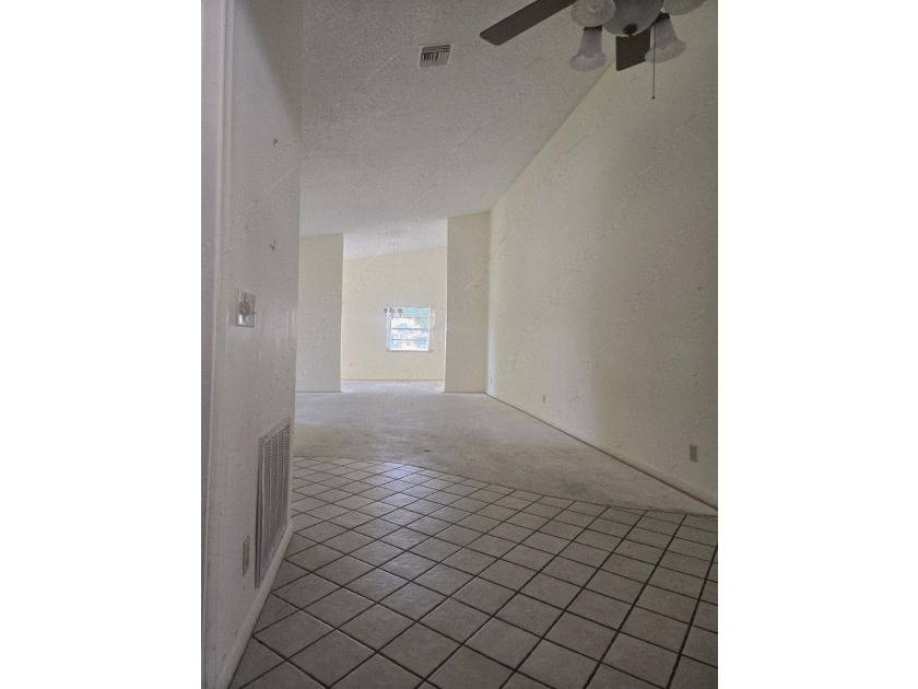 Welcome to this charming single-story residence in the - photo 21