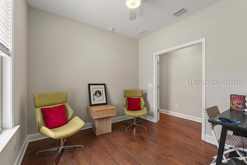 Tucked inside the vibrant gated community of Sun City Hilton - photo 26