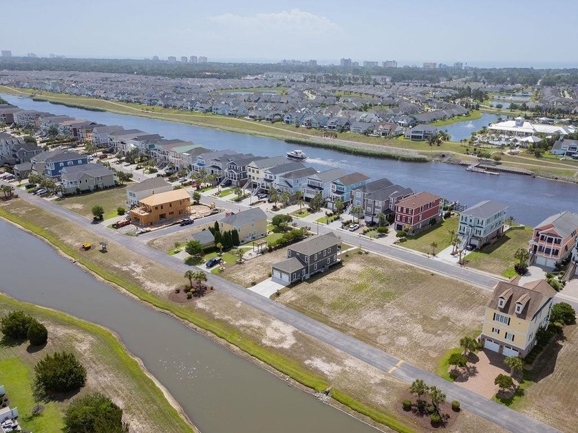 Welcome to one of the premier boating communites, The Battery on - photo 43