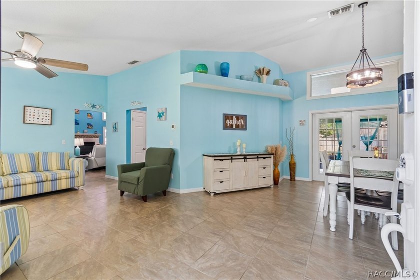 Welcome to this beautifully updated 4-bedroom, 2-bath pool home - photo 13