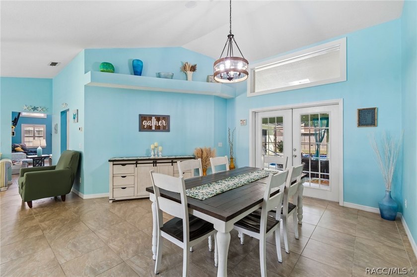Welcome to this beautifully updated 4-bedroom, 2-bath pool home - photo 18