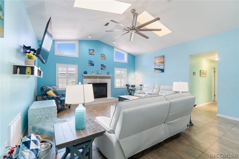 Welcome to this beautifully updated 4-bedroom, 2-bath pool home - photo 23