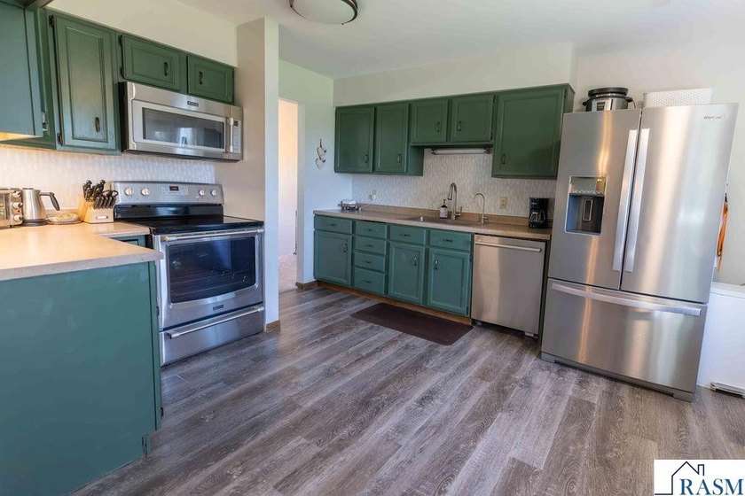 Spacious Split-Level Home on Over Half an Acre in Elysian! - photo 6