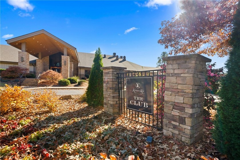 LIVE WHERE YOU PLAY! Discover the perfect home for an active - photo 46